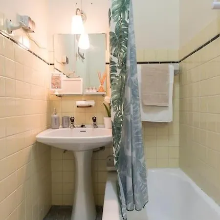 Bairro Alto 3 Apartment *